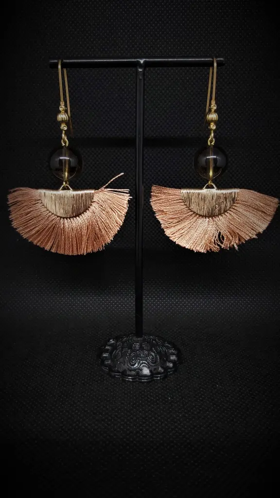 #BO.BO.BLHP.12 Fluorite et pompon sienne.webp