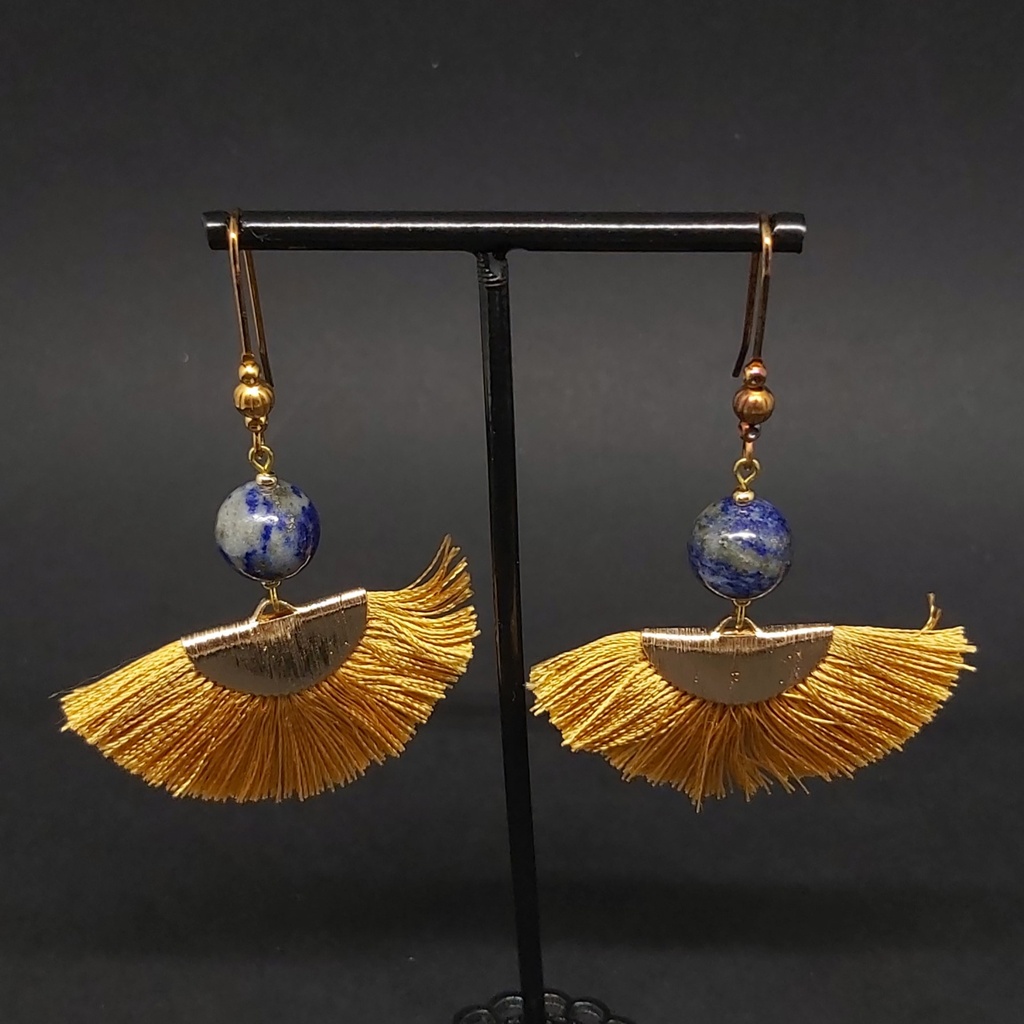 BOBO02.Boucles longues hippies pompons