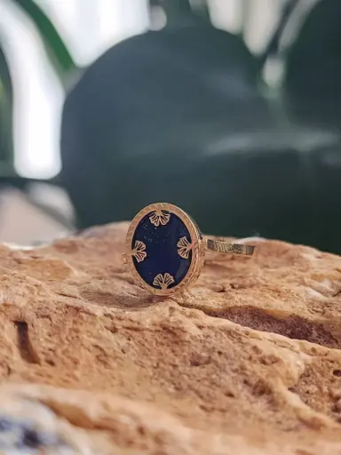 BAPU03.Bague cabochon ovale ginkgo